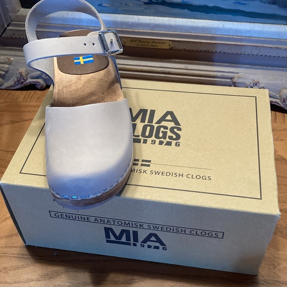 MIA Made in Europe Freja Mary Jane Swedish Clogs - Italian Leather Taupe  367sn - Picture 7 of 8